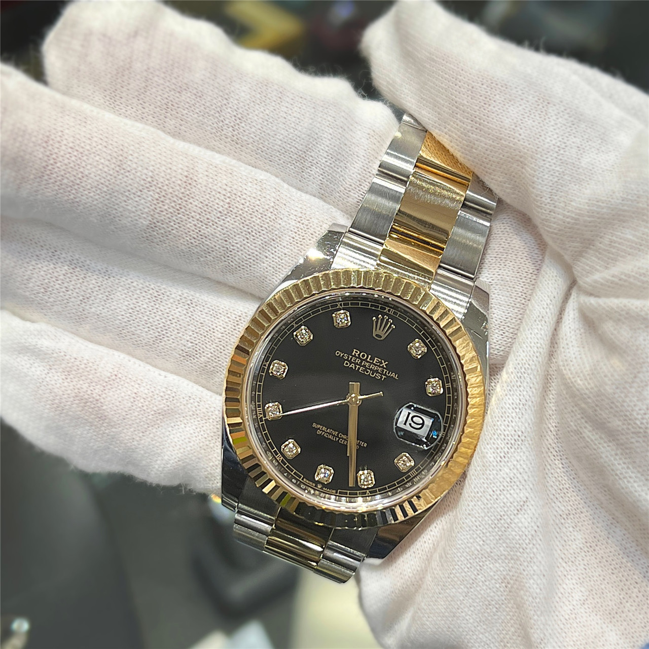 Rolex 2 store tone datejust