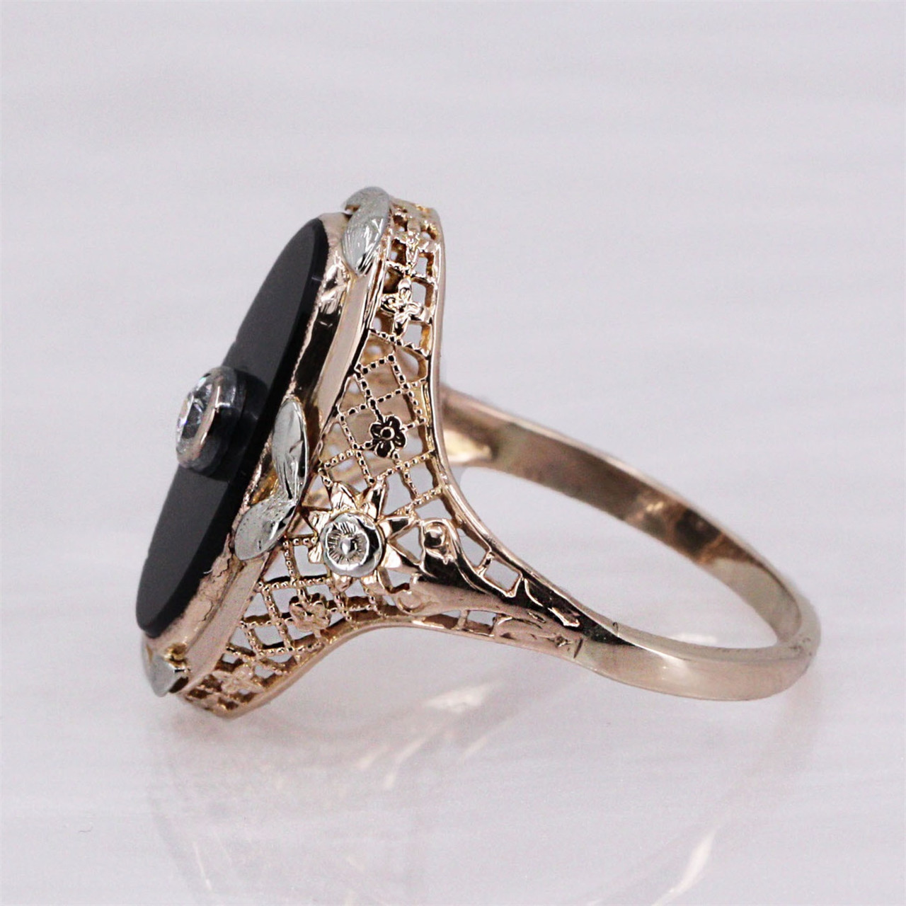 Vintage 14K Gold, Onyx and Diamond Navette Shaped Ring