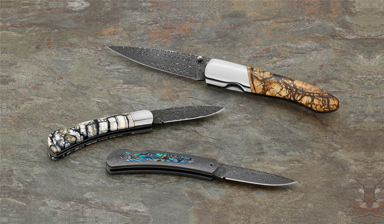 https://cdn11.bigcommerce.com/s-jnlnq3j8vo/images/stencil/1280x1280/products/11607/27863/woolly-mammoth-tusk-damascus-steel-knife-2__44753.1649709381.jpg?c=1