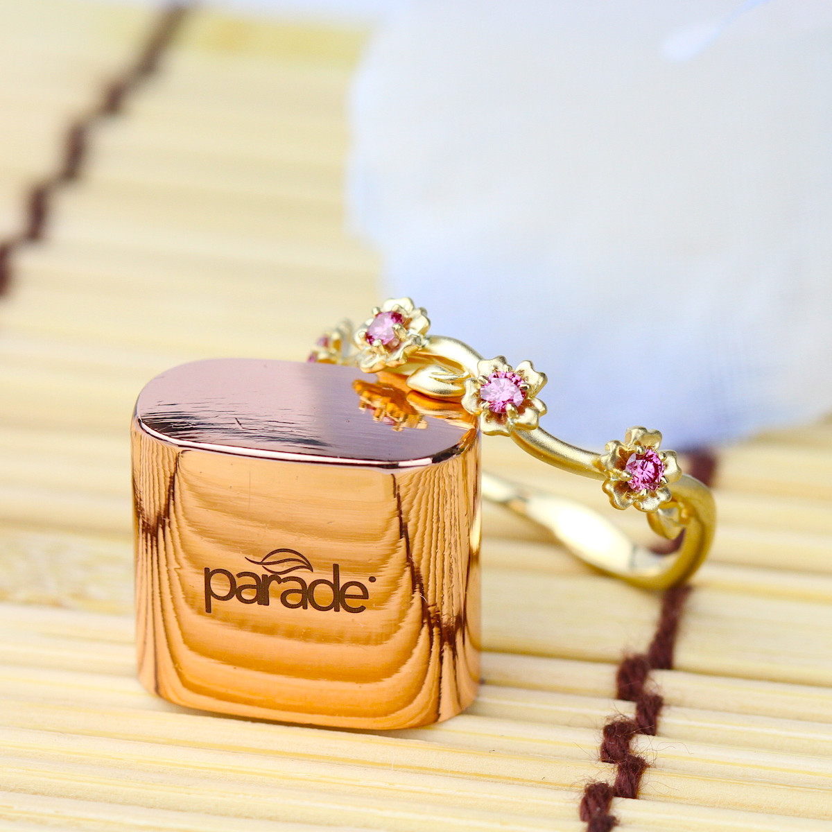 Parade 18k Yellow Gold & Pink Sapphire Flower Band