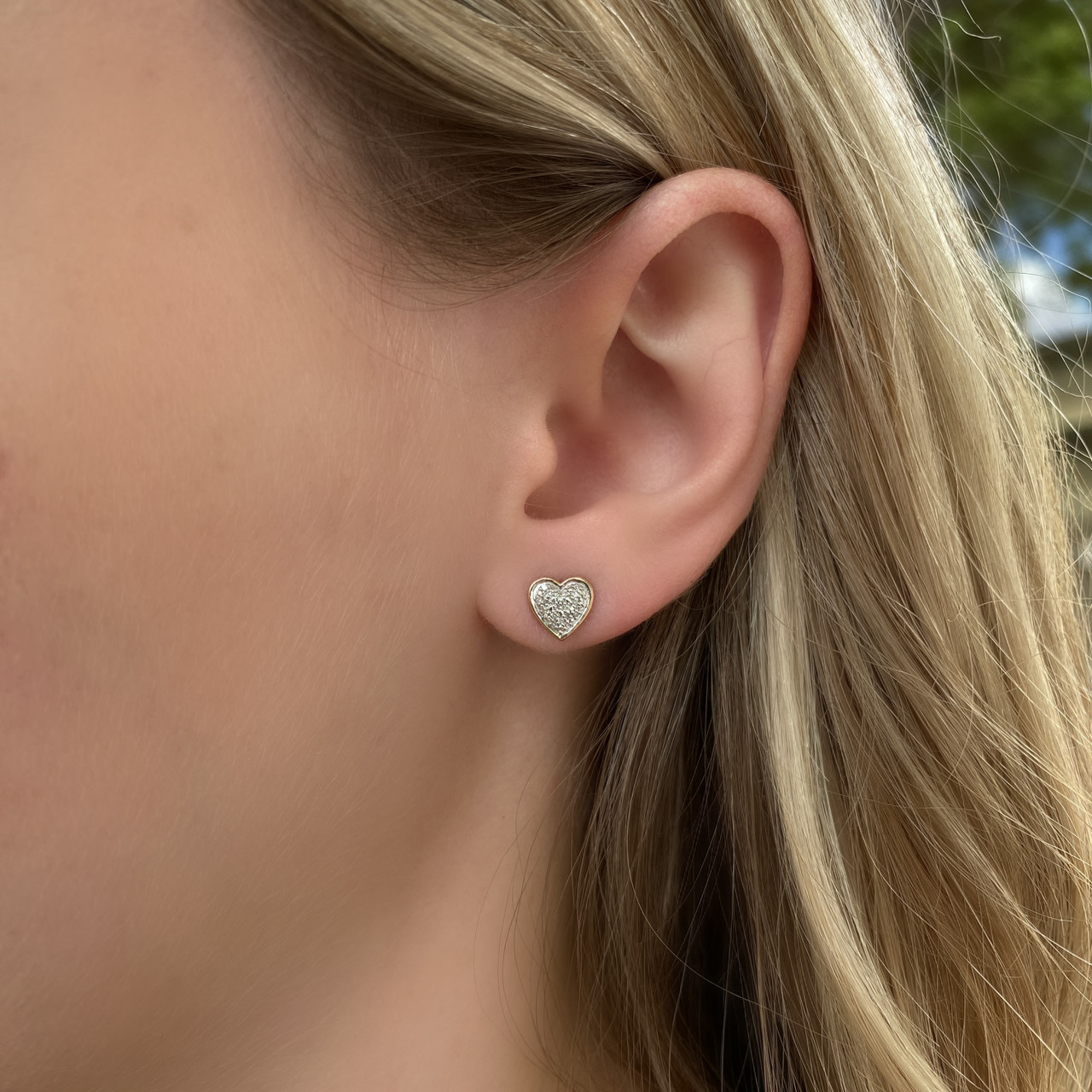 10K Rose Gold Diamond Heart Studs