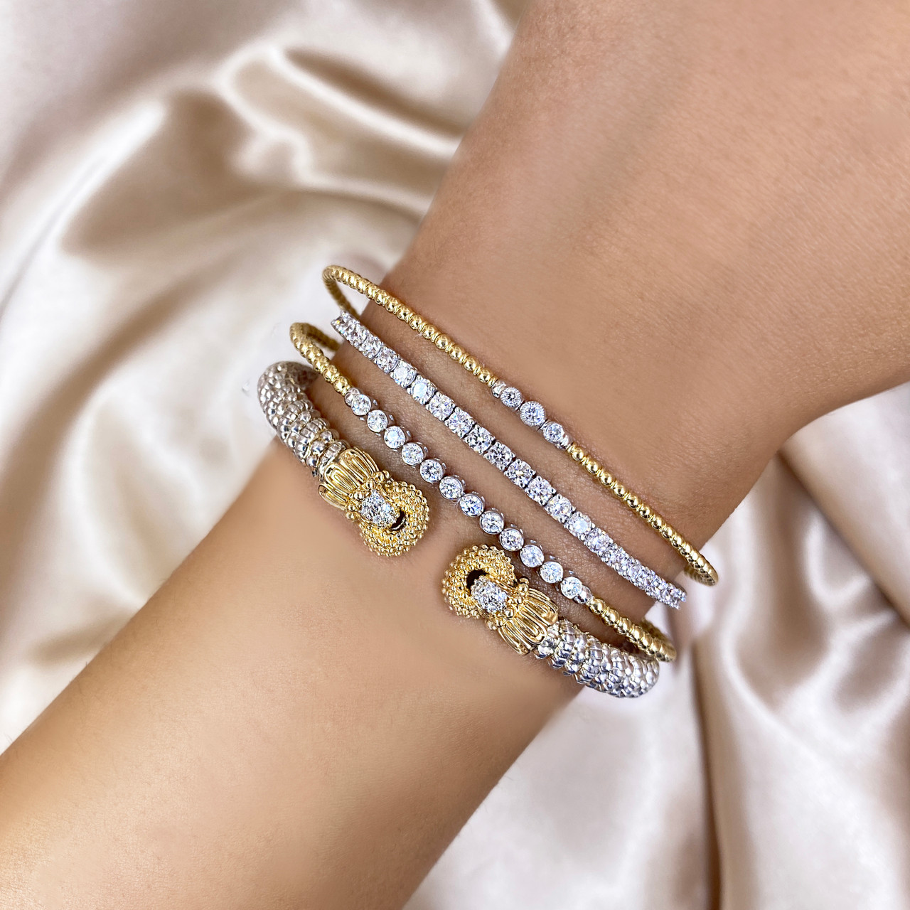 14K Yellow Gold Diamond Trio Beaded Flex Bangle .07ctw
