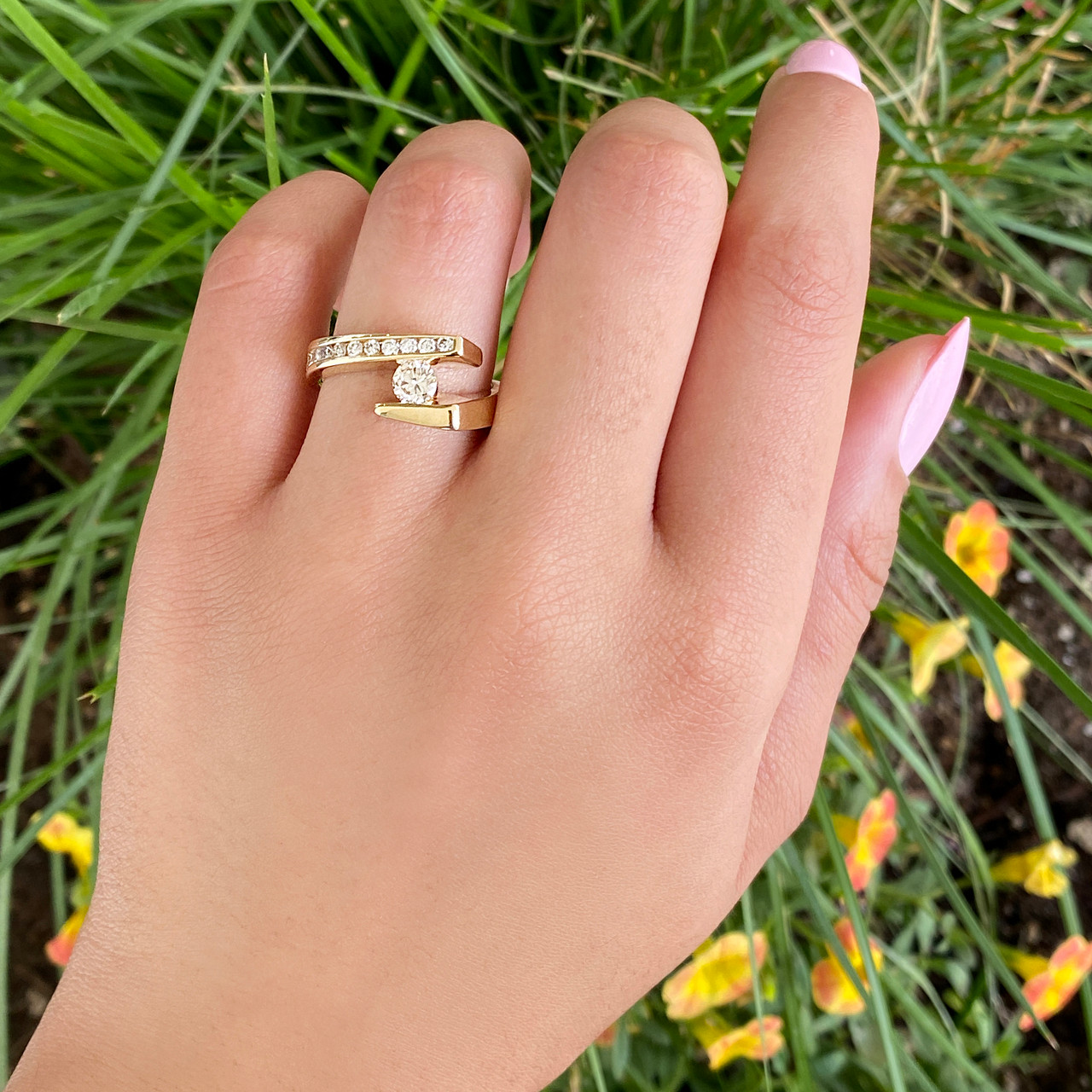 10K Yellow Gold Box Chain & Gold Cross Necklace | Appx. 7.6 Grams