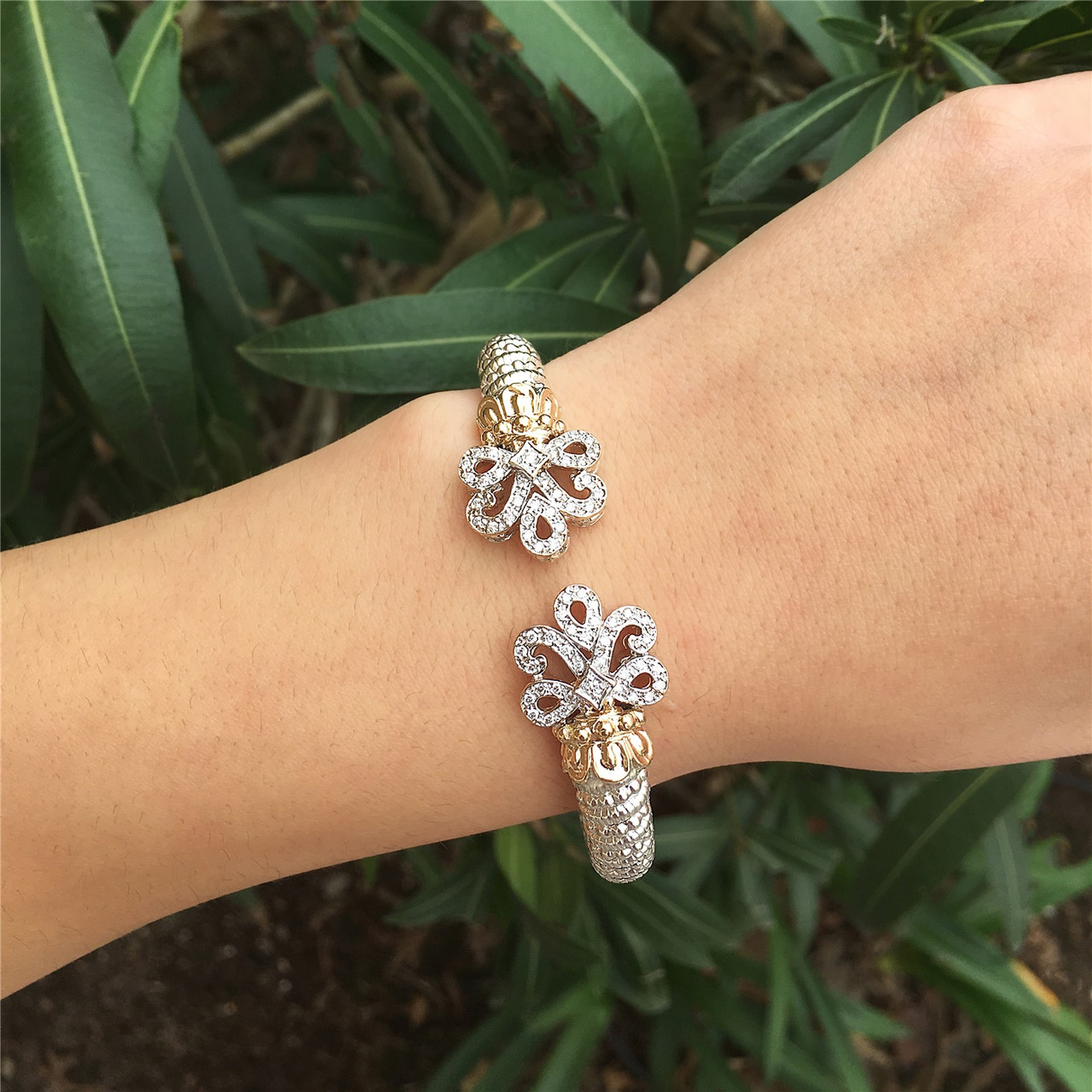 Alwand Vahan Bracelet - Fleur de Lis. Diamonds, 14K Gold Sterling