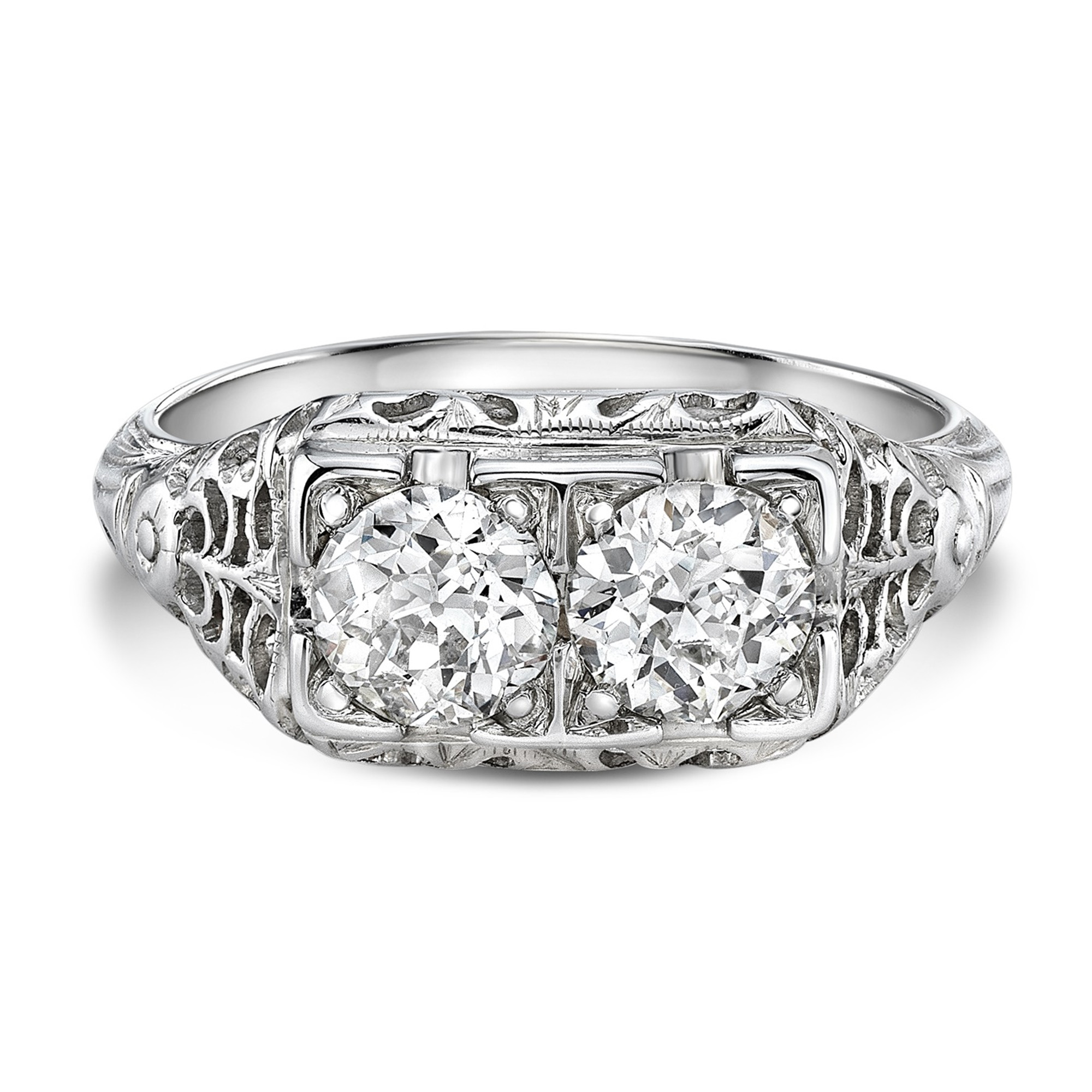 Leanor - Vintage 18K Filigree Diamond Ring - 1.01ctw