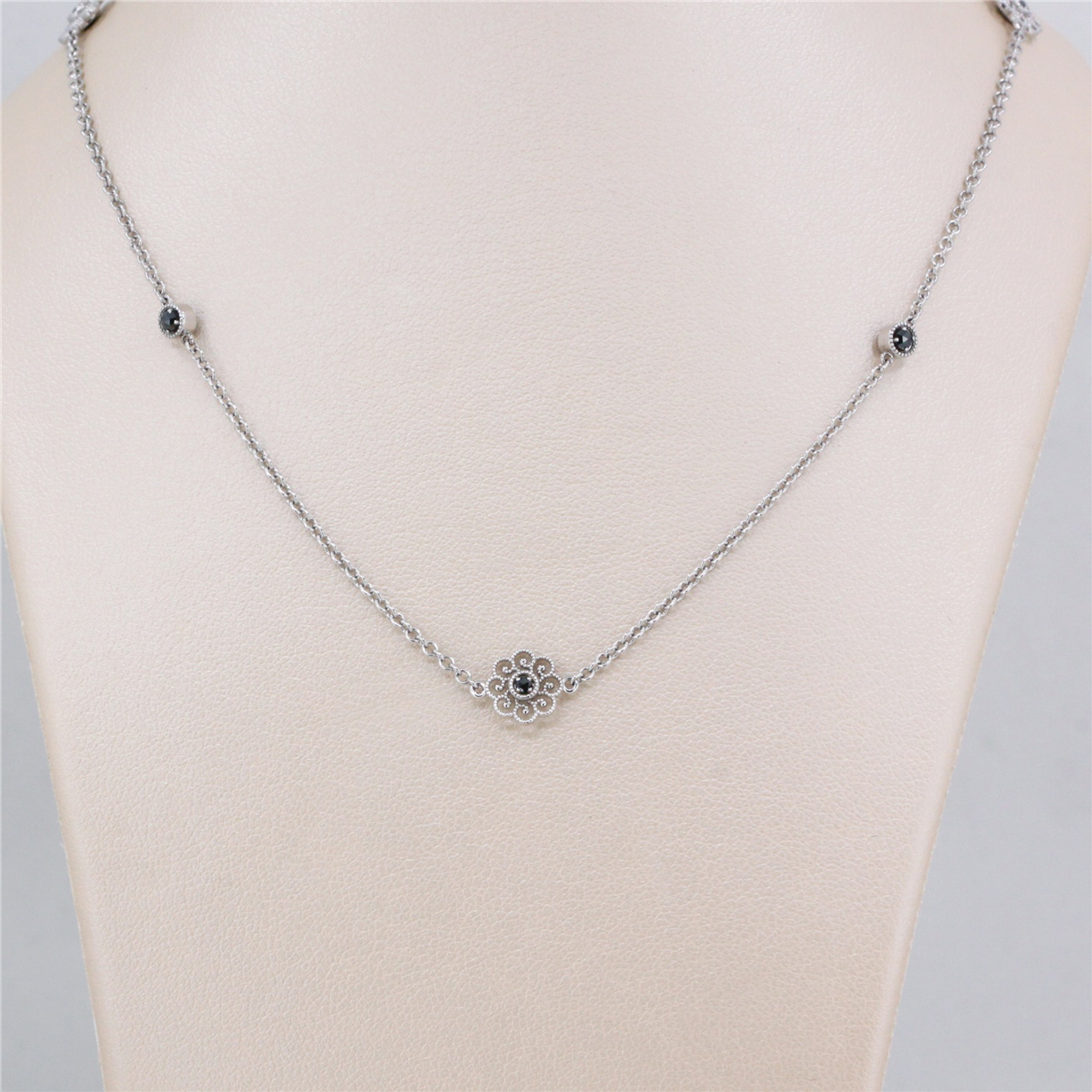 20" 14k White Gold & Black Diamond Flower Necklace