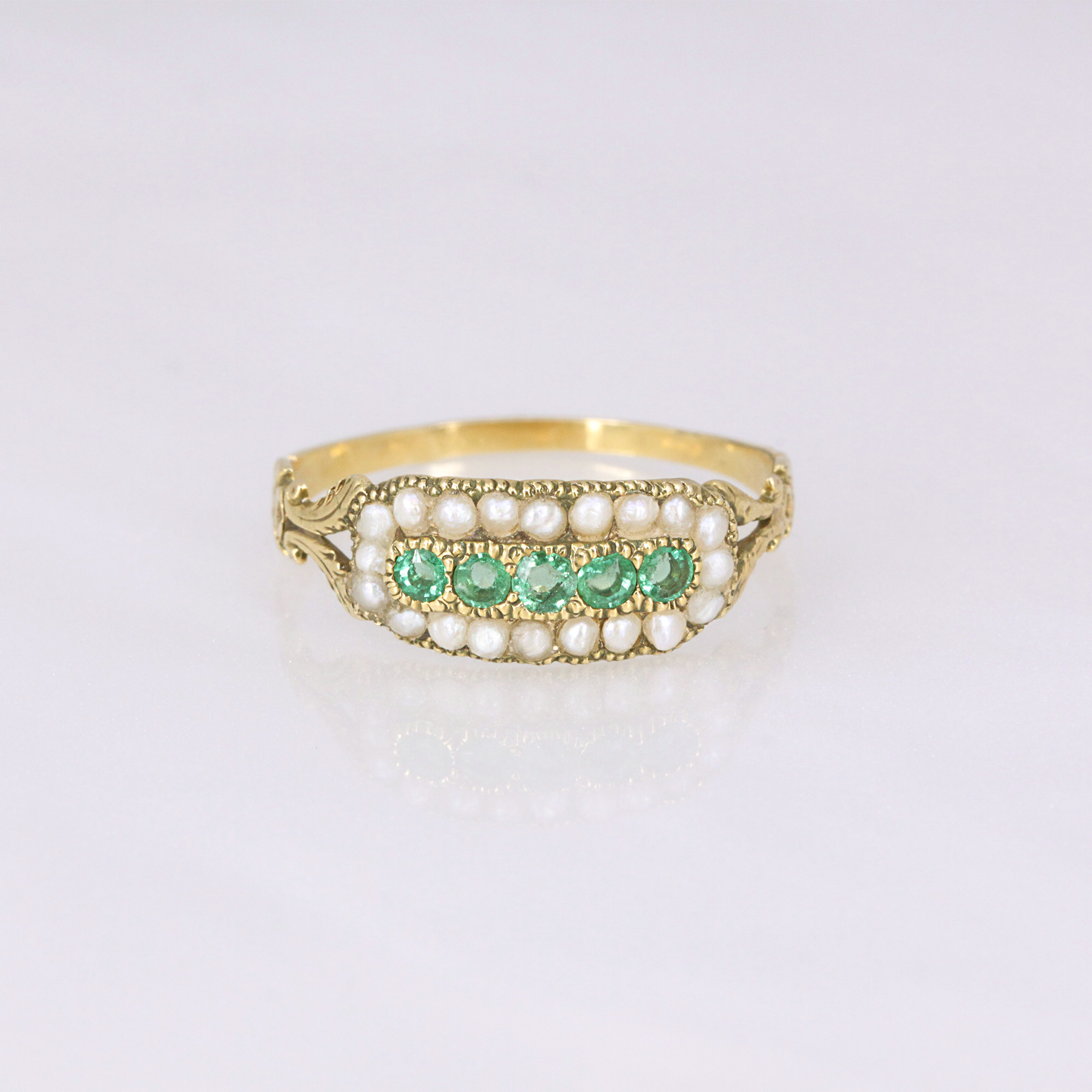 Vintage Pearl Ring – Aryka Jewellery