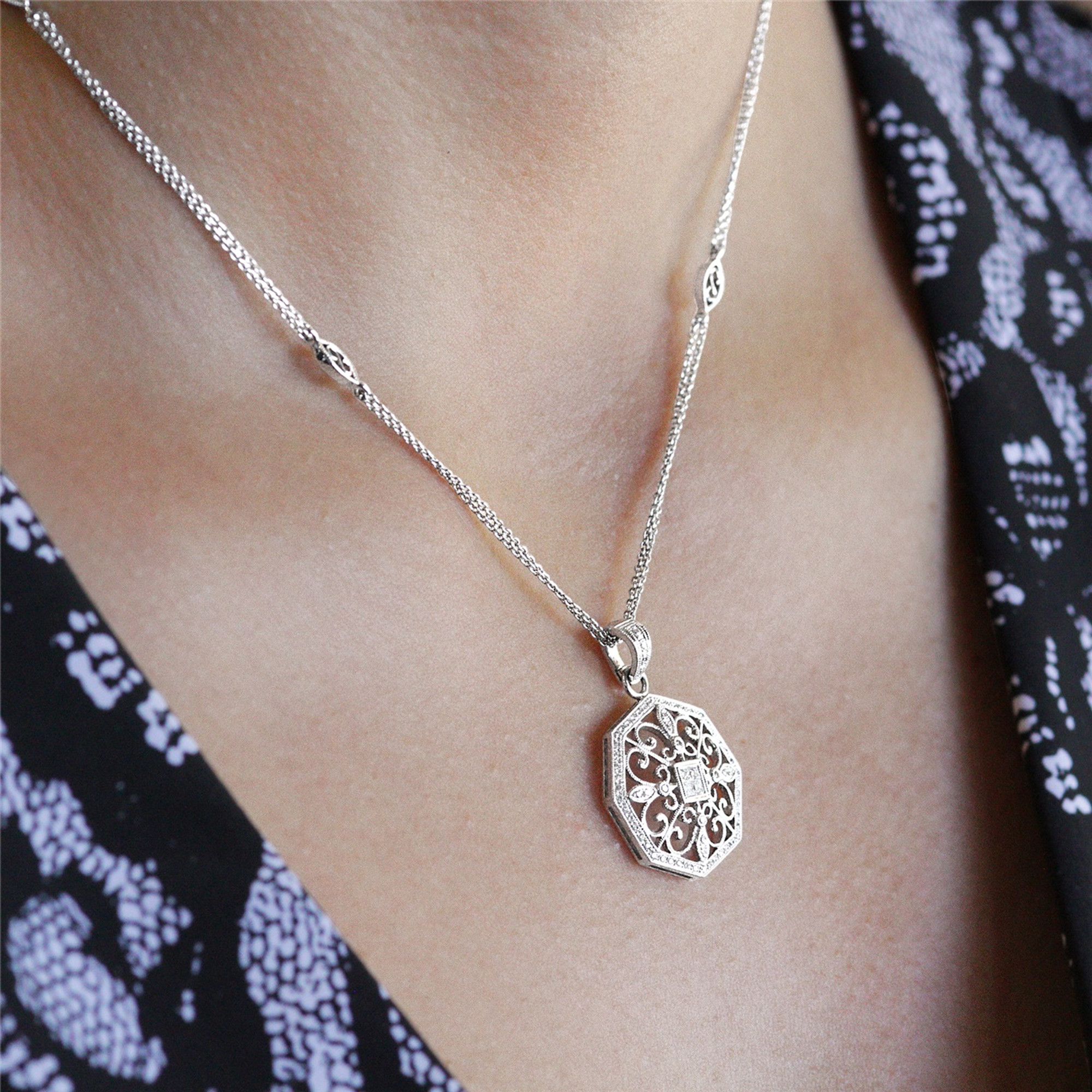 Buy Gold-Toned Necklaces & Pendants for Women by Pinapes Online | Ajio.com