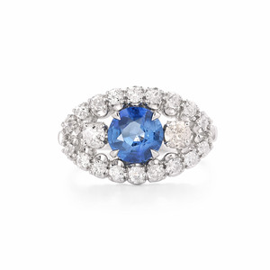 Ladies Vintage 18K White Gold, Sapphire & Diamond Ring