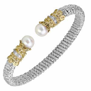 Diamond and Pearl Bracelet by Alwand Vahan Diamond and Pearl Bracelet by Alwand Vahan
