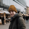 Duplarétegű, bordázott "fisherman" stílusú RPET kötött sapka keskeny mandzsettával.