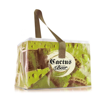 Hutotáska: 21x15x17 cm.