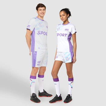 Egyedi dizájn szerinti futballsportszár és sportzokni.