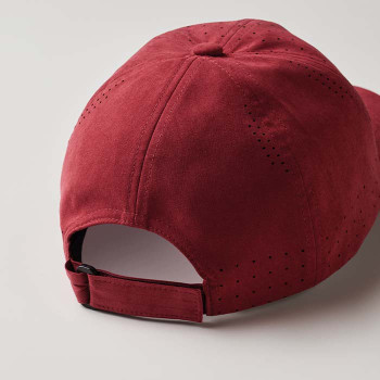 6 paneles, megerősítés nélküli, PES, lyukacsos sapka.