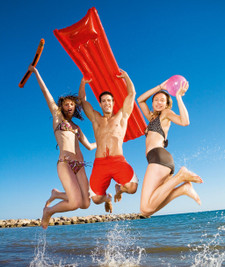 A felfújható vizi matrac tökéletes ajándék a nyári hónapokban