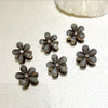 Grey Pearl-Effect Flower Hair Claw Set – 3 Pieces (1)