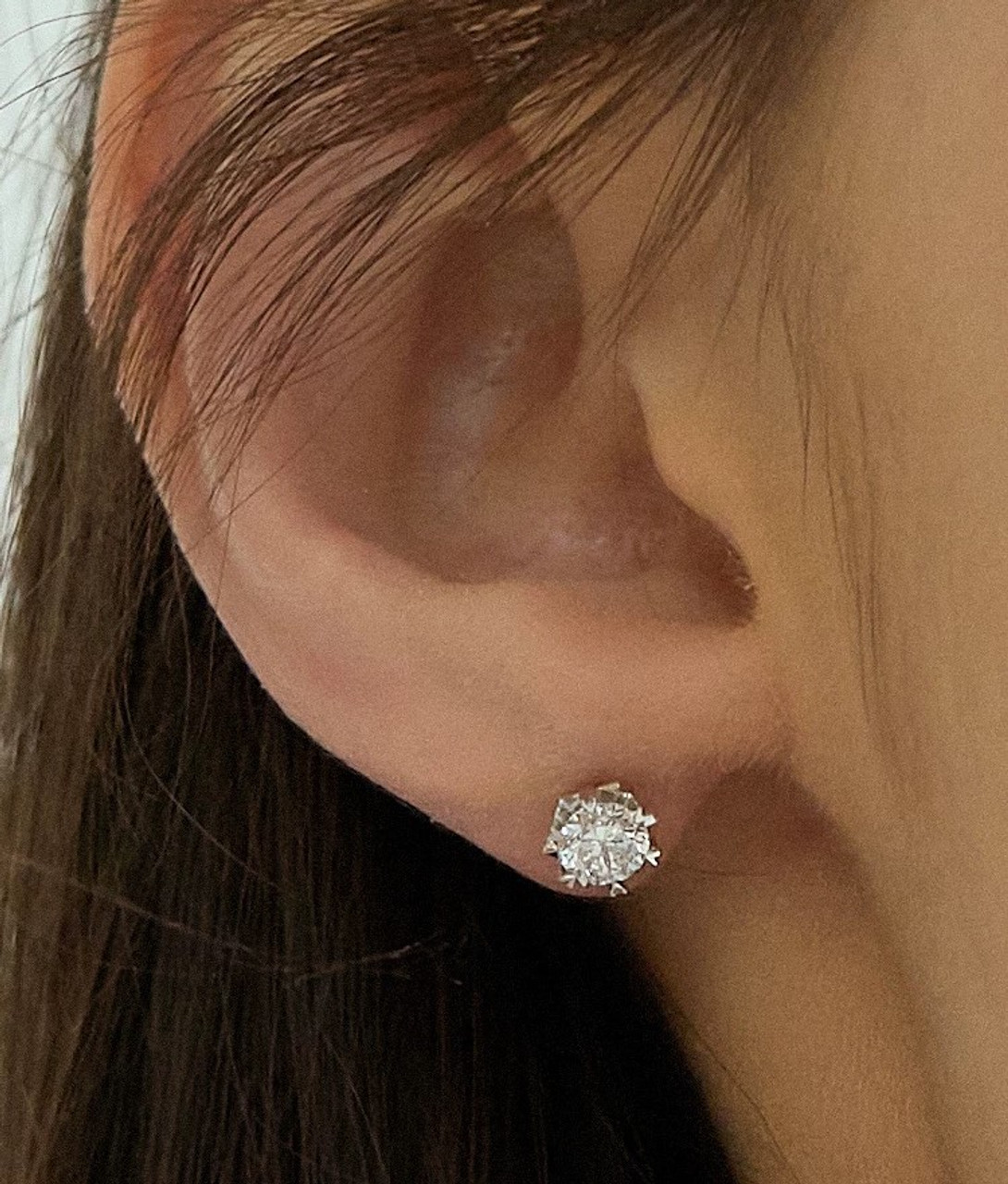 18 K Gold Inlay Lab-Grown Diamond Earring