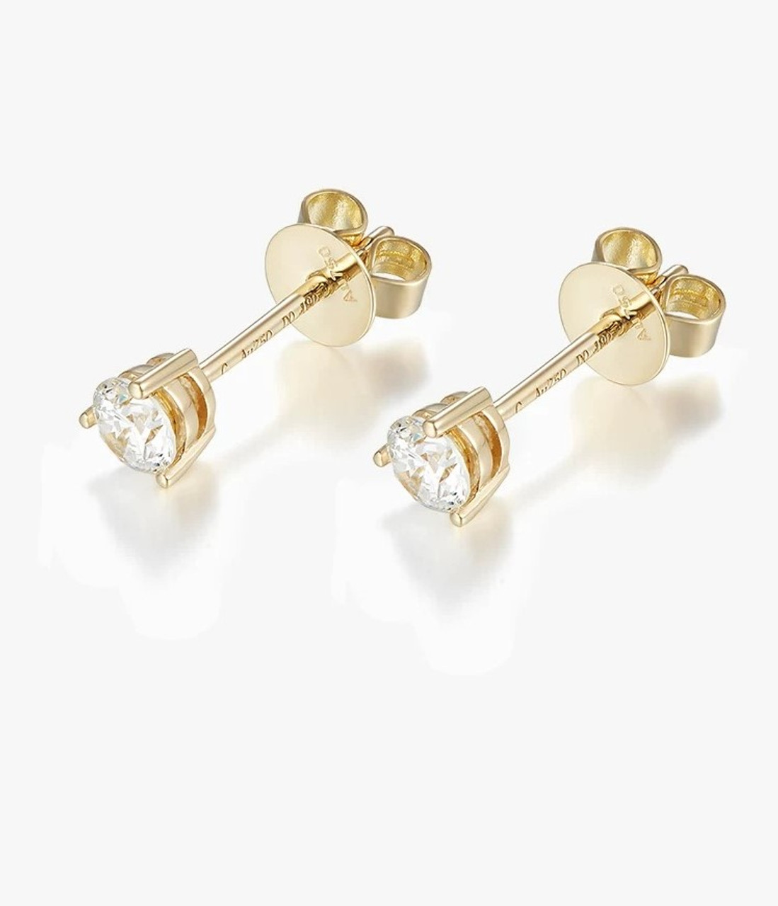 Exquisite split claw design Lab-Grown Diamond Earring