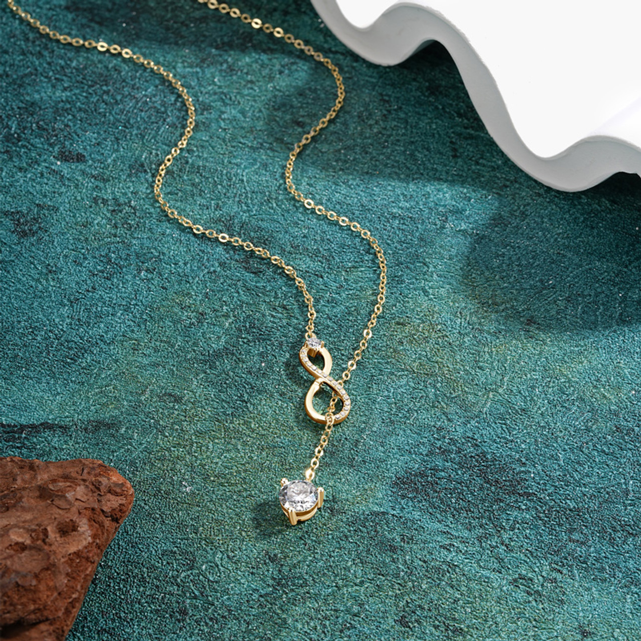 Classic Infinity Loop Chain Necklace