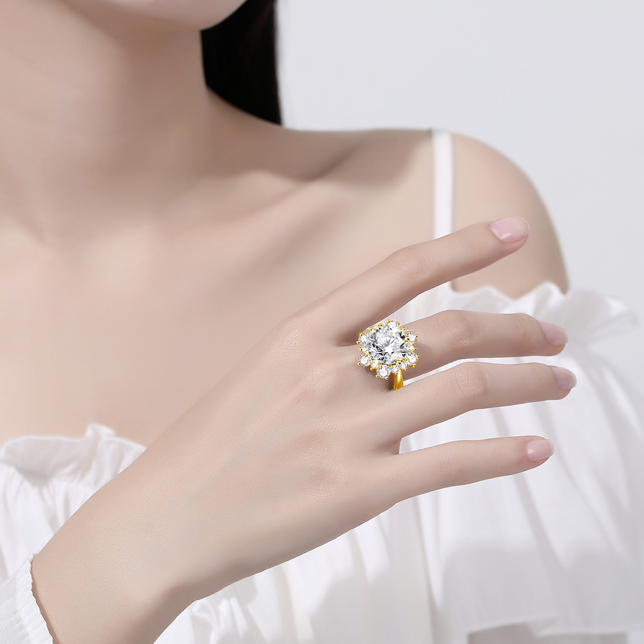 Dazzling 8.0 Carat Moissanite Herbarium Ring