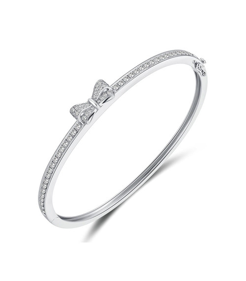 Cluster Set Fashionable 18K White Gold Lab-Grown Diamond Bracelet 1ct D VS1 IGI