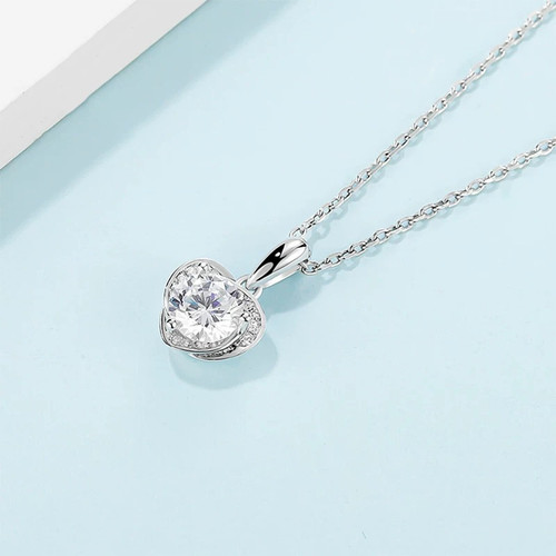 Heart 18K Gold Lab-Grown Diamond Necklace