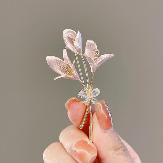 Pink Calla Lily Bouquet Brooch (1)