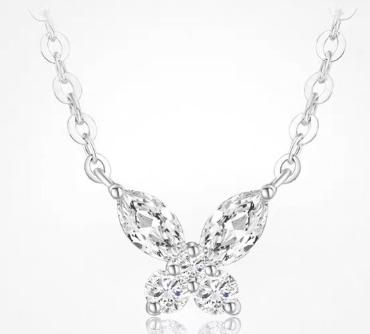 Butterfly 18K Gold Lab-Grown Diamond Necklace 0.1ct IGI Butterfly 18K Gold Lab-Grown Diamond Necklace 0.1ct IGI