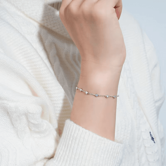 Rounded Sparkling Bezel Fashion Bracelet