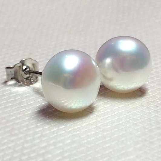 EONCO Clara Freshwater Pearl Earrings product image