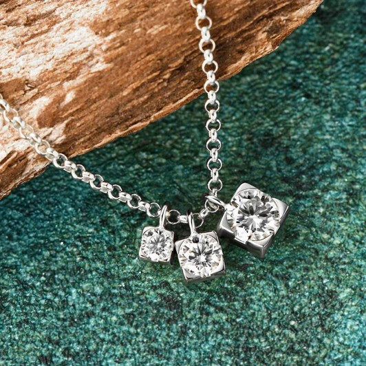 EONCO Trinity Moissanite Necklace product image