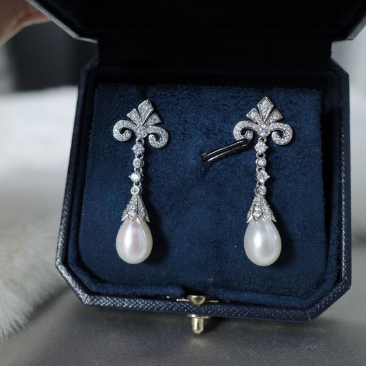 Jade Baroque Pearl Drop Earrings for Women – Silver Tone