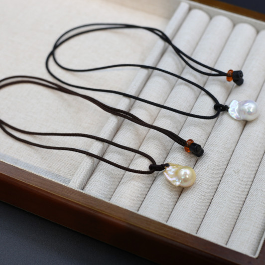 Kaia Baroque Pearl Pendant Necklace for Women – Pictured Finish