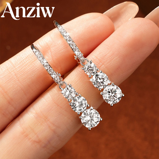 Anziw Three-Stone Moissanite Drop Earrings – White Gold Colour (1)