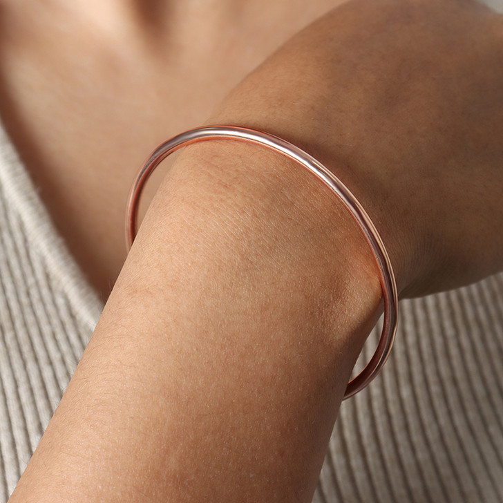 Rose-Gold-Tone Round Bangle – 62 mm Stainless Steel