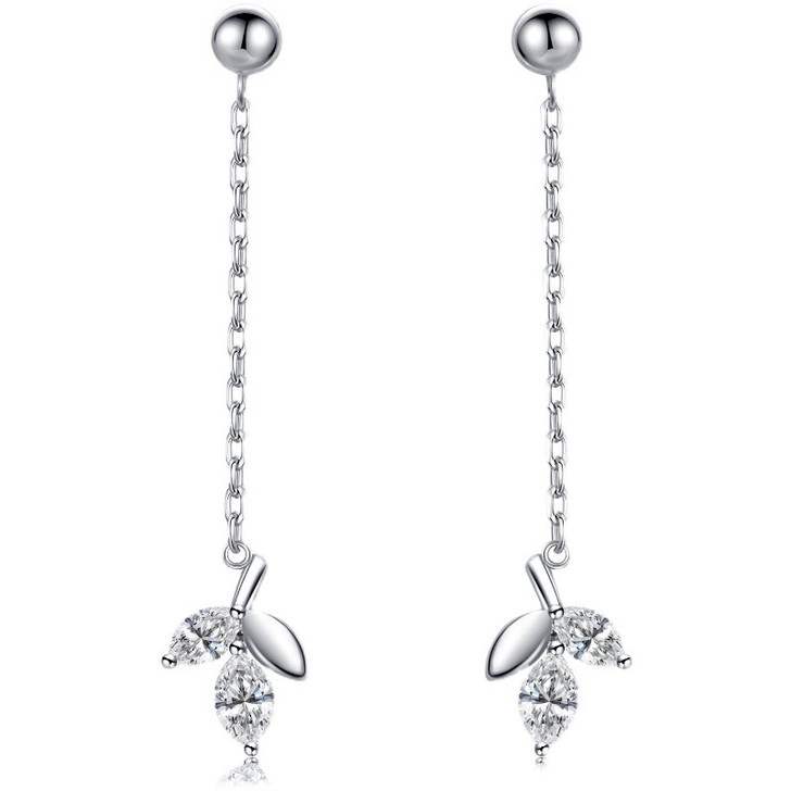 Leaf 18K Gold Lab-Grown Diamond Earring 0.6ct E IGI