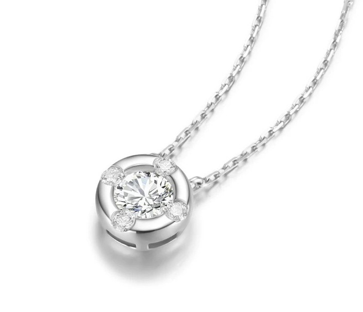 Small Lucky 18K White Gold Lab-Grown Diamond Necklace 0.30ct IGI