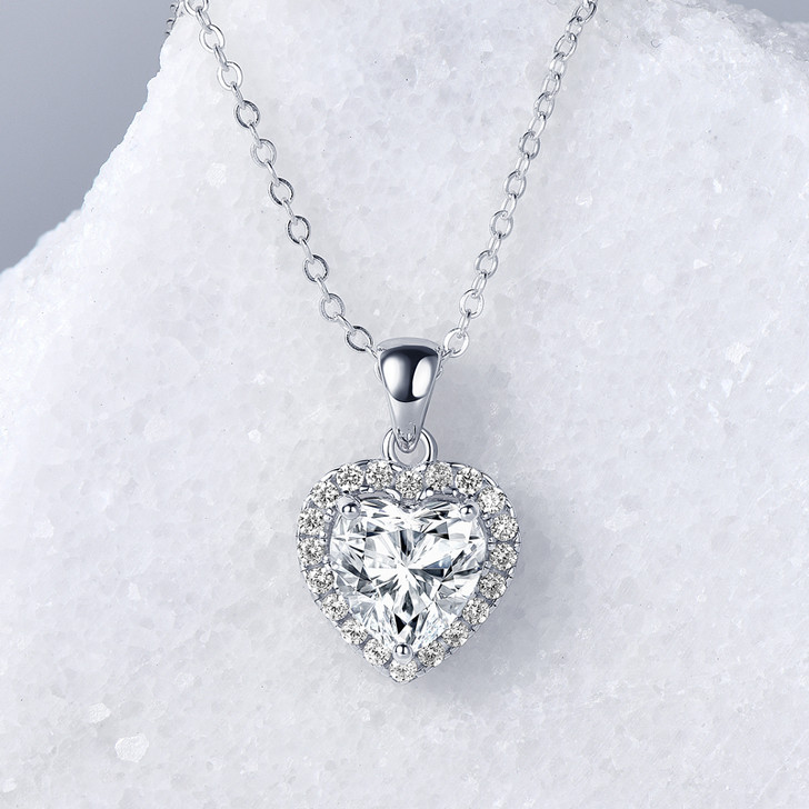 2.0 Carat  Sparkling Heart Shaped Moissanite Pendant Necklace