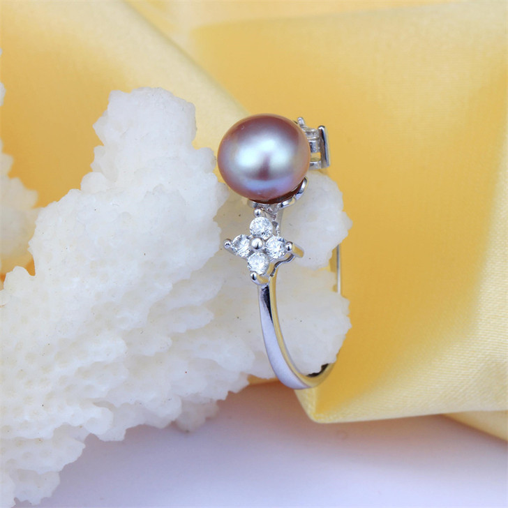 EONCO Opaline Pearl Ring product image