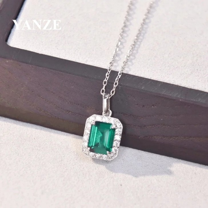 Emerald Necklace for Women – product image