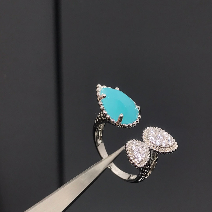 Faye Pearl Statement Ring for Women – Silver Tone