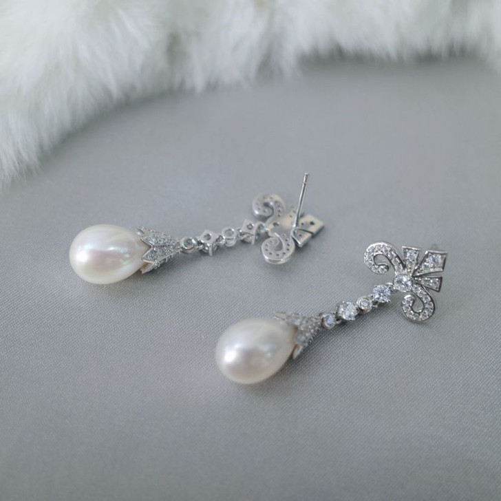 Jade Baroque Pearl Drop Earrings for Women – Silver Tone