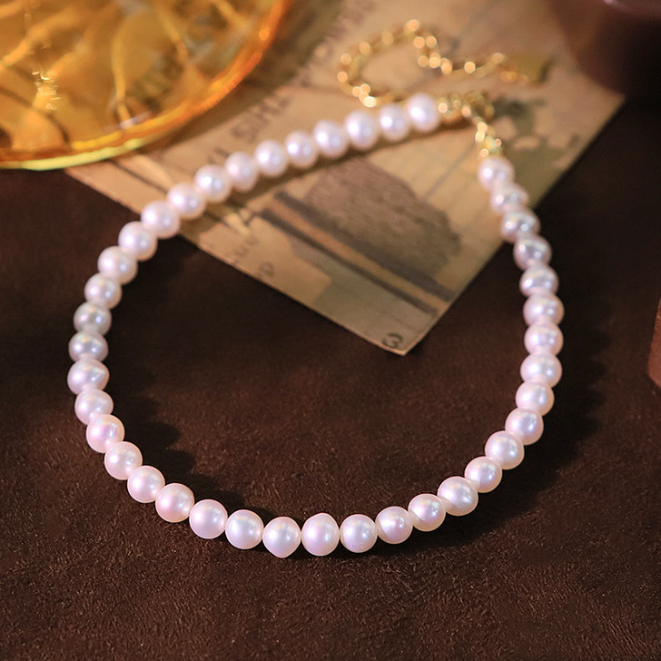 Una Freshwater Pearl Classic Bracelet for Women – Silver Tone
