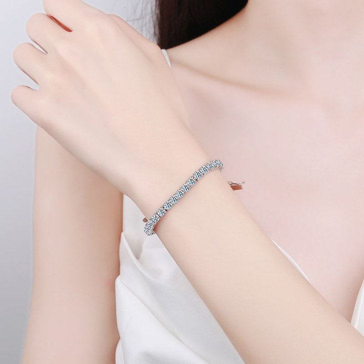 2mm Moissanite Tennis Bracelet – Sterling Silver 18cm (4)