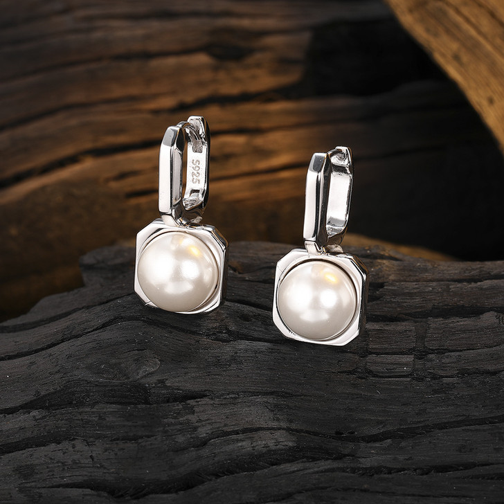 Square-Frame Pearl-Effect Drop Earrings – Silver EH792 – detail view 3
