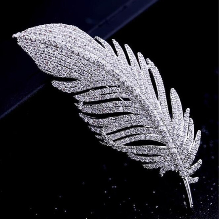 Silver-Tone Rhinestone Feather Brooch – 62 mm