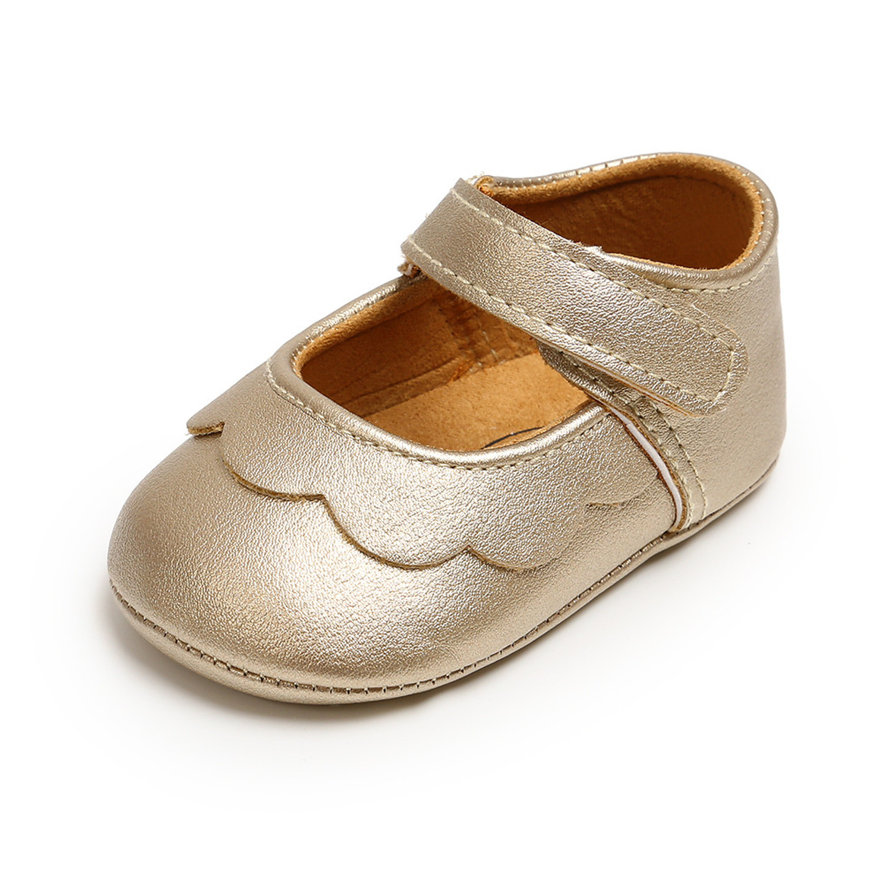 Gold sales newborn shoes