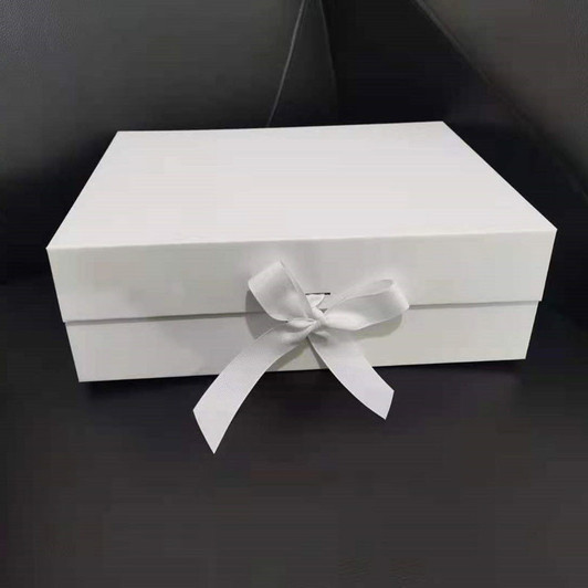 OONA Folding White Gift Box with Satin Ribbon, elegant rectangular packaging with a delicate satin bow for presenting jewelry or gifts.