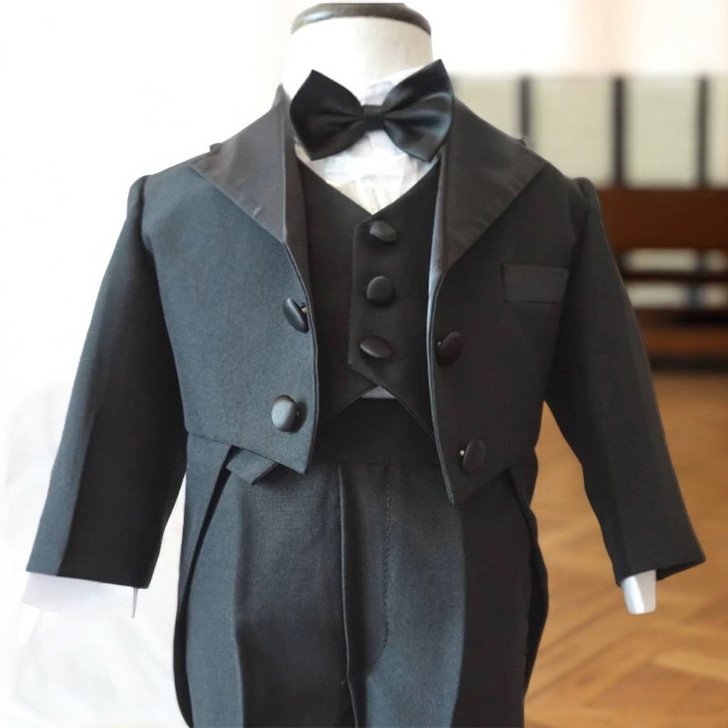 OONA Blacks Tuxedo Bow Tie Christening 5pcs Suits, black tuxedo with a bow tie and formal attire for boys, including a jacket, vest, shirt, and pants.