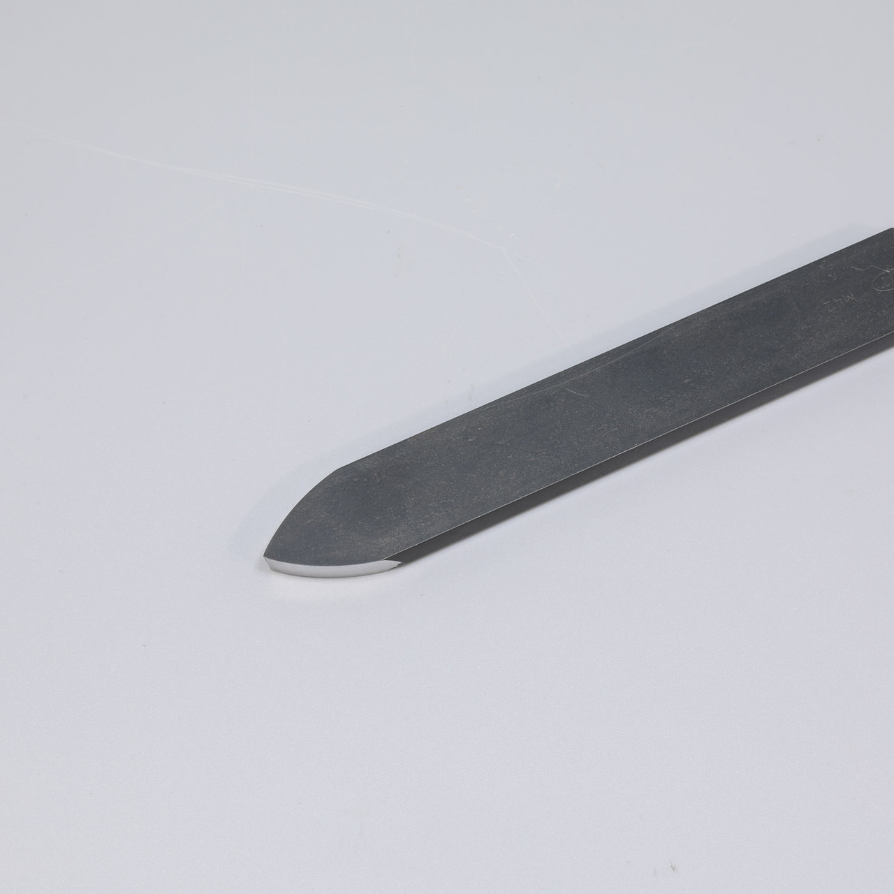 Robust 1" X 5/16" Large Spear Scraper For Woodturning – Nitrided HSS, 9" Long, Made In USA